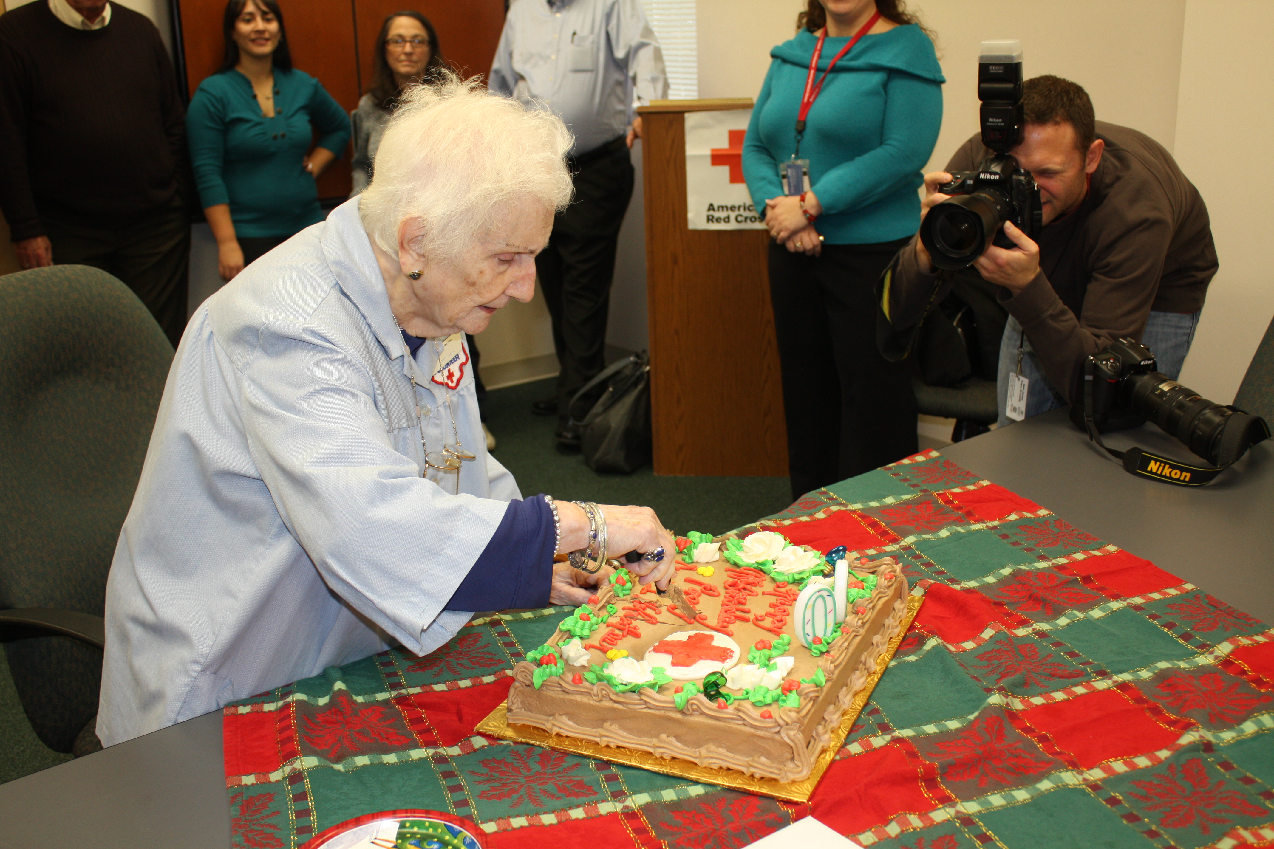 Poppy Davis 90th birthday 5